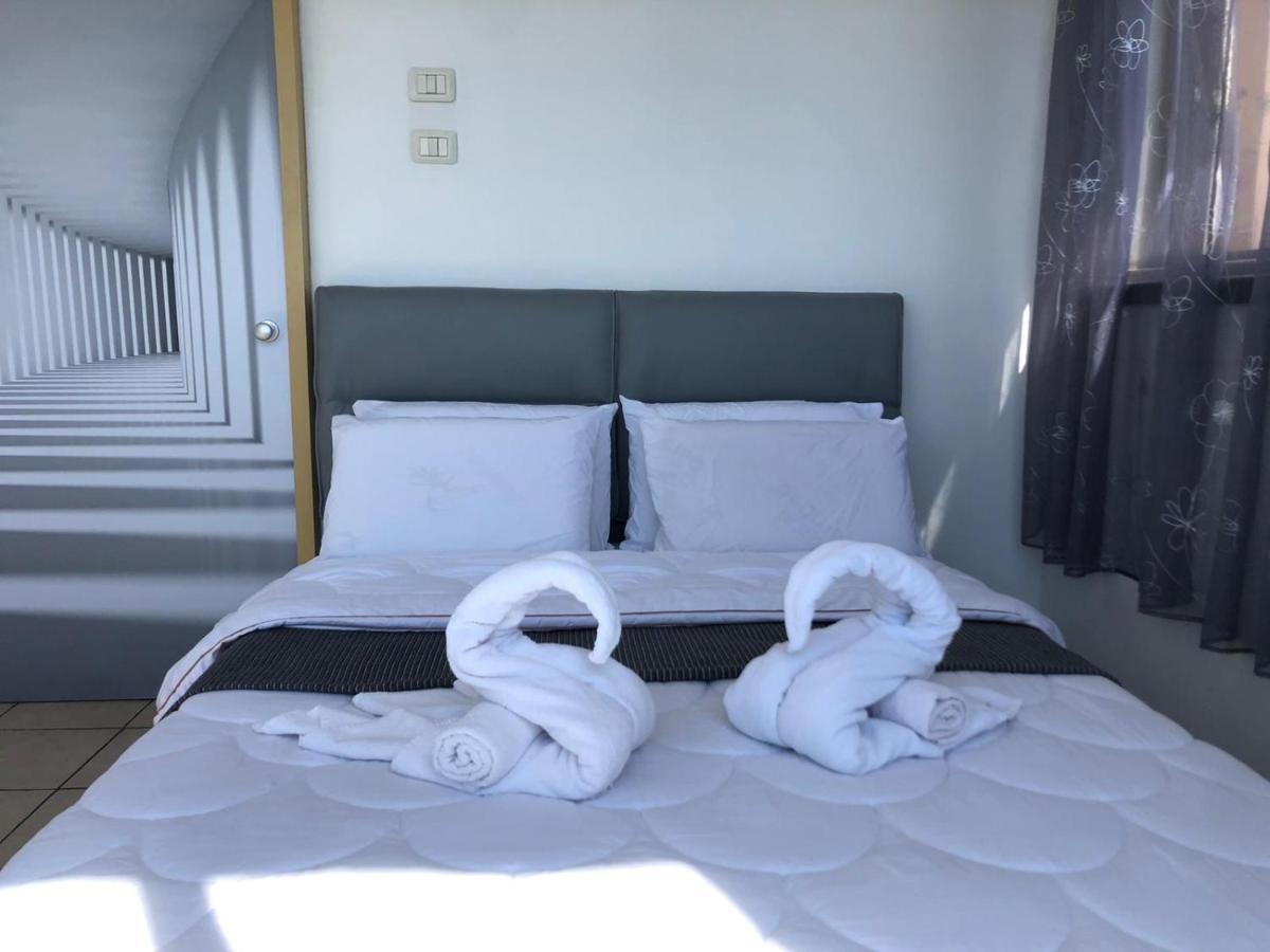 Sea Line Hotel From R&A Group Bat Yam Luaran gambar